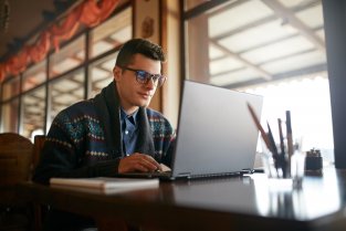 Získejte bezplatnou licenci na software ETS6
